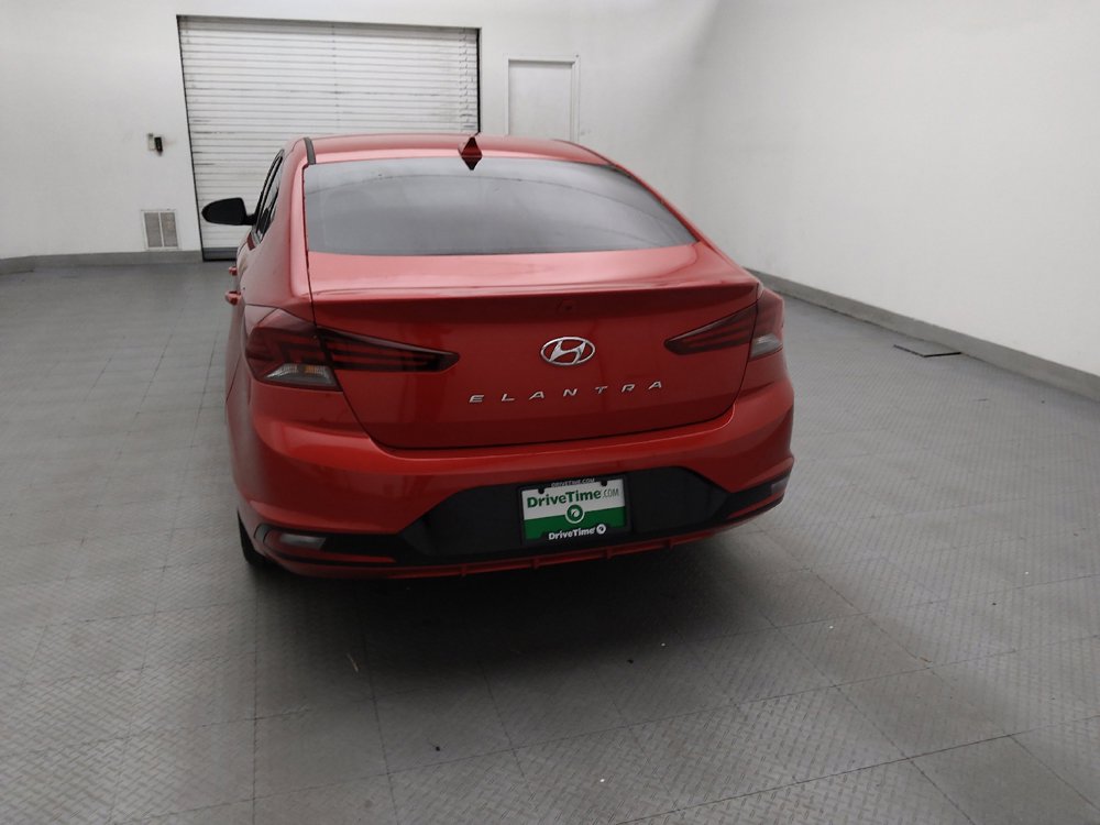 Used 2020 Hyundai Elantra SEL FWD image 6