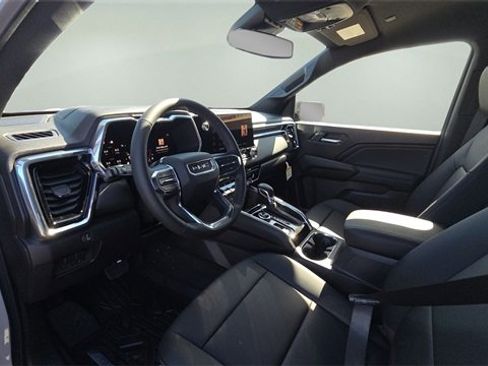 New 2026 GMC Canyon Elevation image 15