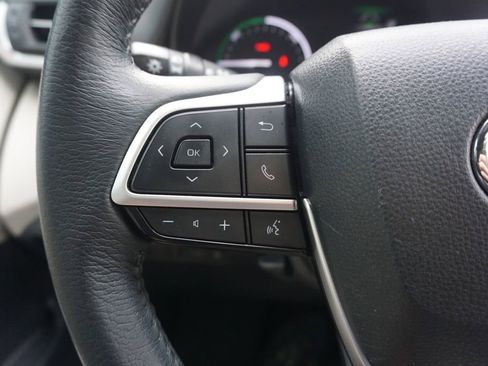 Used 2022 Toyota Sienna XLE FWD image 8