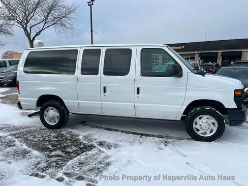 Used 2014 Ford E-350 and Econoline 350 XL w/ Power Windows & Locks Group image 2