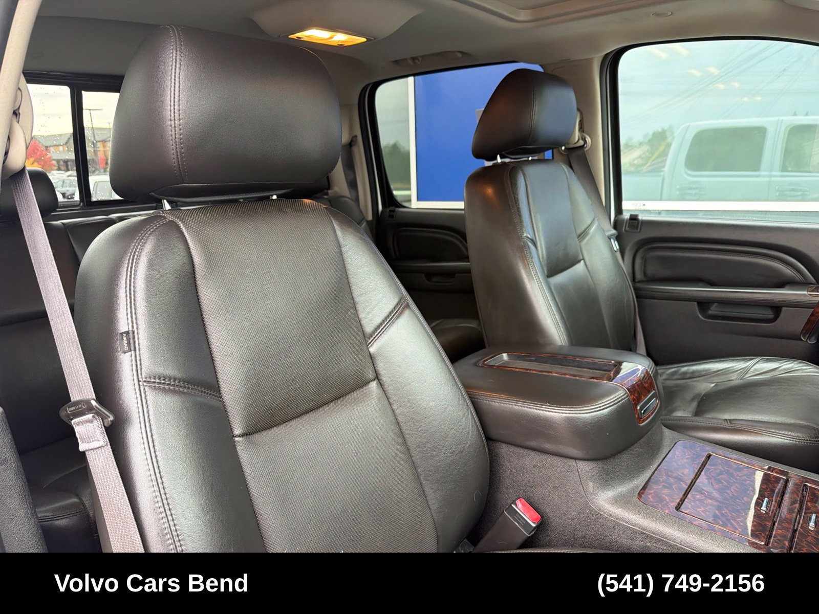 Used 2013 GMC Sierra 3500 Denali w/ Suspension Package, Off-Road AWD/4WD image 26