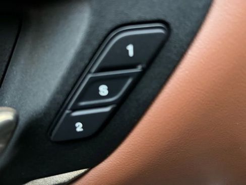 Used 2023 RAM 1500 Limited w/ Body Color Bumper Group image 11