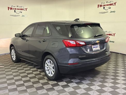 Used 2020 Chevrolet Equinox LS AWD/4WD image 4