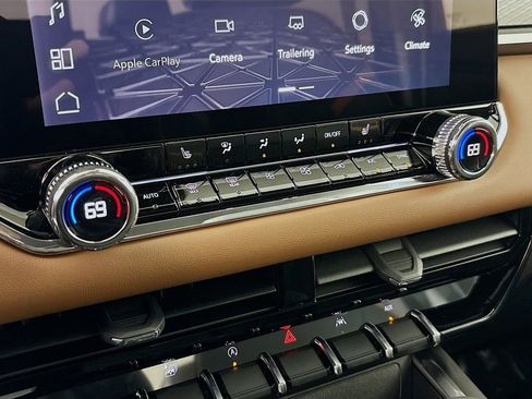 New 2026 GMC Canyon AT4 image 16