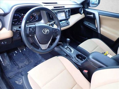 Used 2018 Toyota RAV4 XLE image 11