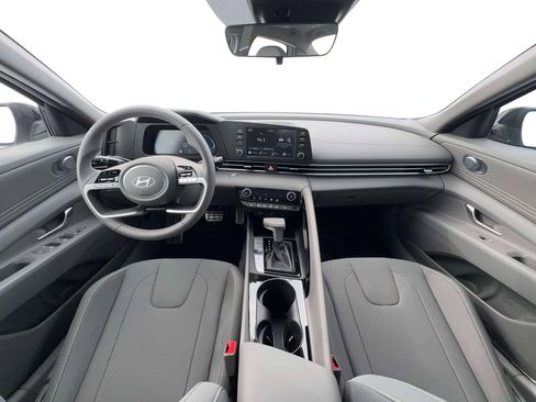 New 2026 Hyundai Elantra SEL Sport Premium image 13