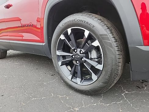 Used 2026 Chevrolet Equinox RS AWD/4WD image 3