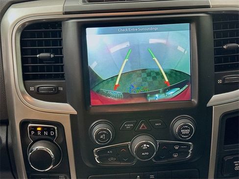 Used 2018 RAM 1500 SLT image 14