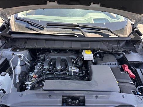 Used 2025 Nissan Pathfinder Platinum w/ Cargo Package image 30