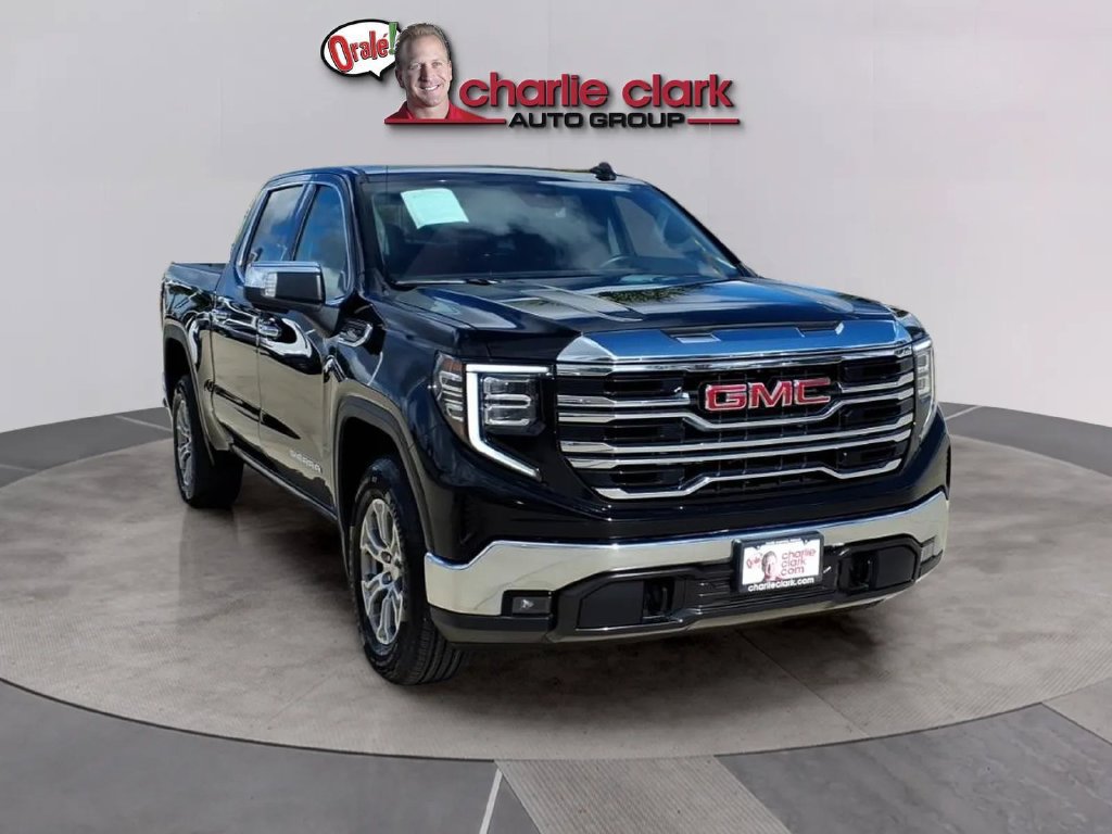 Used 2025 GMC Sierra 1500 SLT RWD image 7