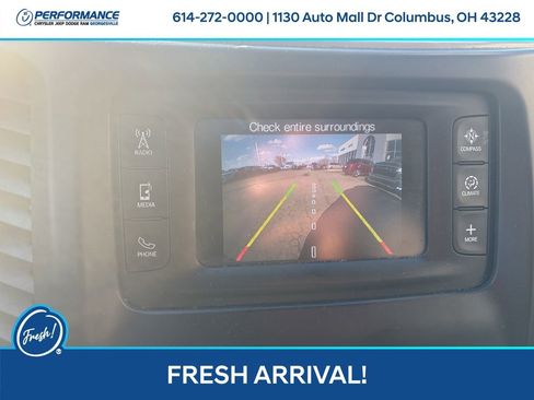 Used 2015 Jeep Cherokee Latitude w/ Comfort/Convenience Group image 22