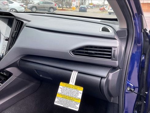 Certified 2025 Subaru Crosstrek 2.5i Limited w/ Crosstrek Mirror Package image 19