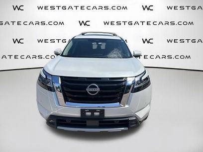 Used 2023 Nissan Pathfinder Platinum w/ Cargo Package