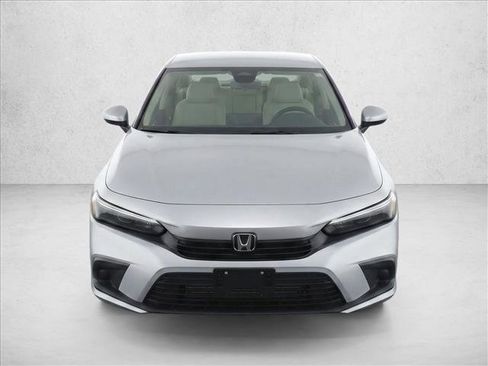 Used 2023 Honda Civic LX image 2