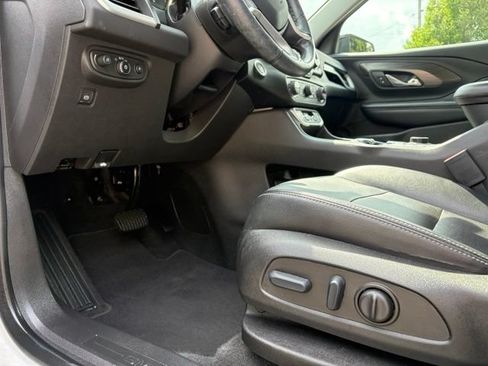 Certified 2023 GMC Terrain SLT w/ Elevation Edition AWD/4WD image 32