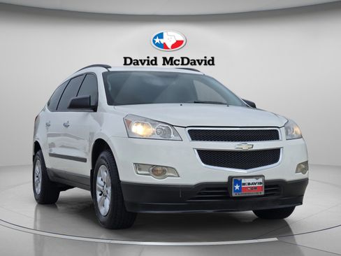 Used 2012 Chevrolet Traverse LS FWD image 8