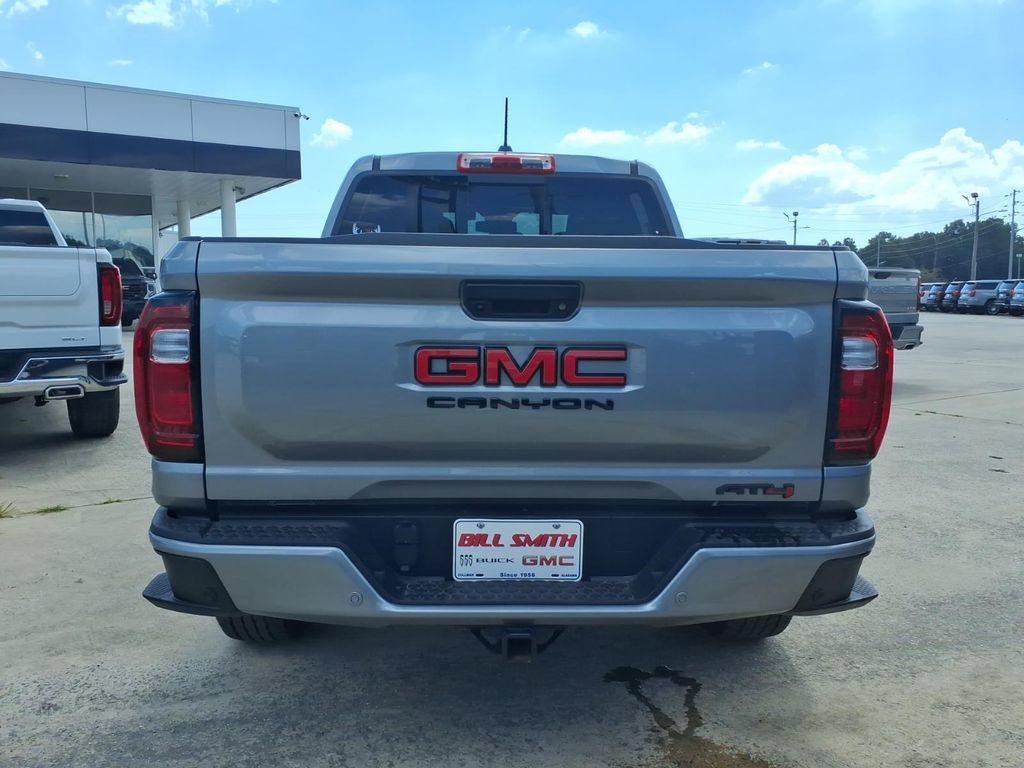 Used 2026 GMC Canyon AT4 w/ Technology Plus Package AWD/4WD image 6