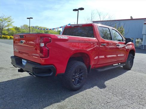 Used 2024 Chevrolet Silverado 1500 Custom Trail Boss AWD/4WD image 4