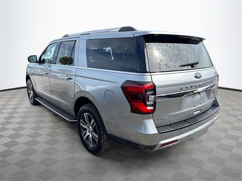 Used 2022 Ford Expedition Max Limited image 8