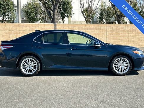 Used 2018 Toyota Camry XLE w/ Driver Assist Package image 3