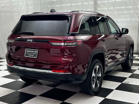 Used 2022 Jeep Grand Cherokee Limited 4xe image 8