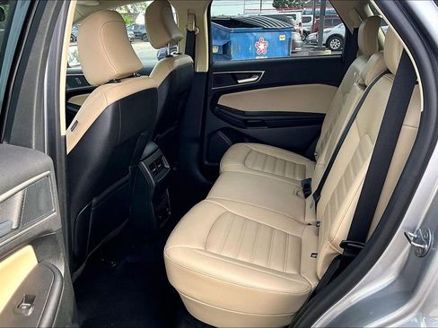 Used 2024 Ford Edge SEL w/ Convenience Package AWD/4WD image 11