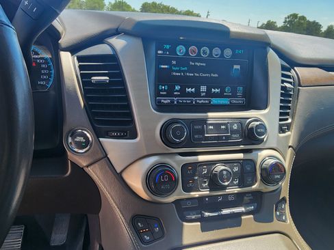 Used 2019 GMC Yukon Denali w/ Denali Ultimate Package AWD/4WD image 14