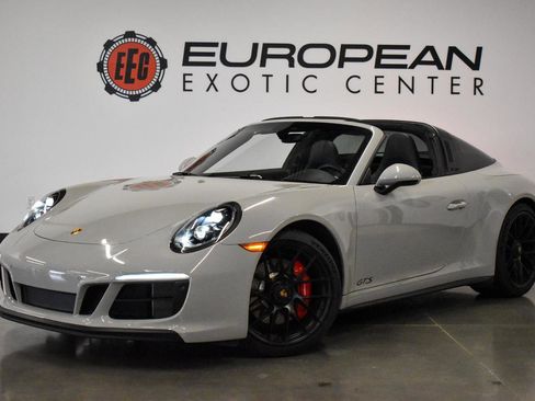 Used 2019 Porsche 911 Targa 4 GTS AWD/4WD image 28