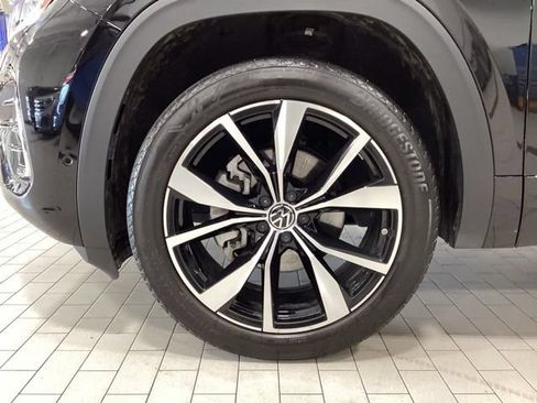 Certified 2026 Volkswagen Atlas Cross Sport SEL Premium R-Line w/ MDO Package AWD/4WD image 22