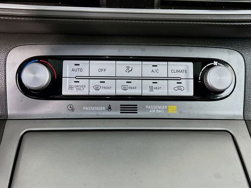 Used 2020 Hyundai Kona Ultimate FWD image 22