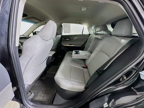 Used 2021 Toyota Venza XLE w/ Softex Package AWD/4WD image 27