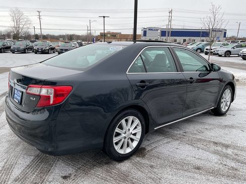 Used 2014 Toyota Camry XLE image 7