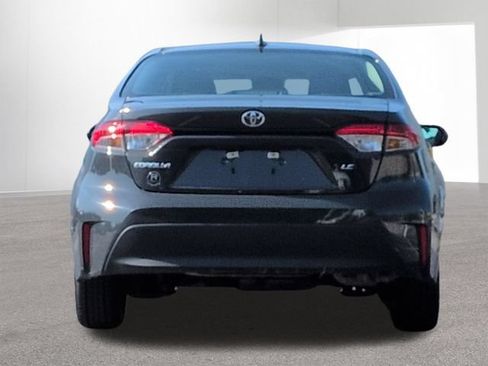 Used 2024 Toyota Corolla LE FWD image 7