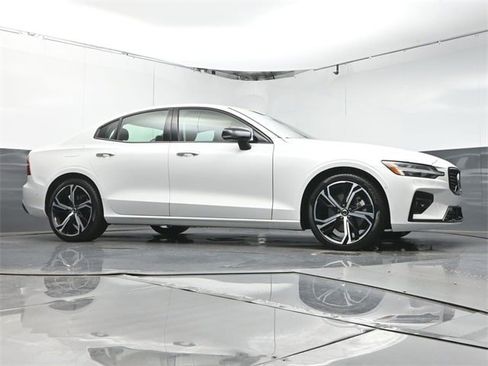 Certified 2024 Volvo S60 B5 Plus w/ Climate Package image 29