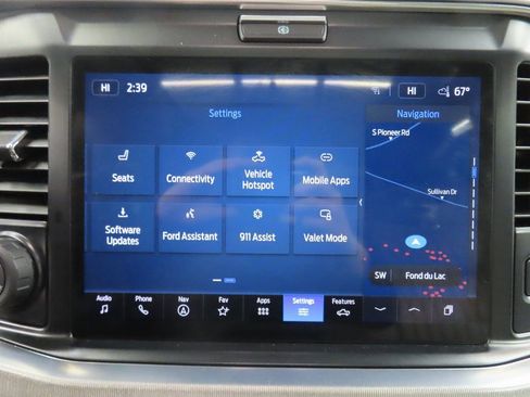 Used 2025 Ford F450 Platinum w/ Platinum Plus Package image 23