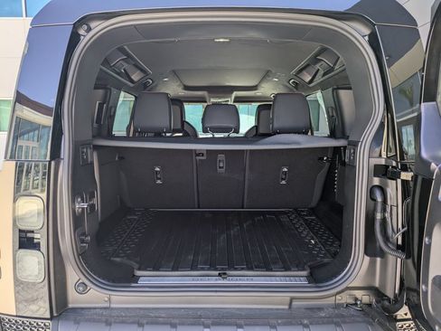 New 2026 Land Rover Defender 110 OCTA AWD/4WD image 14