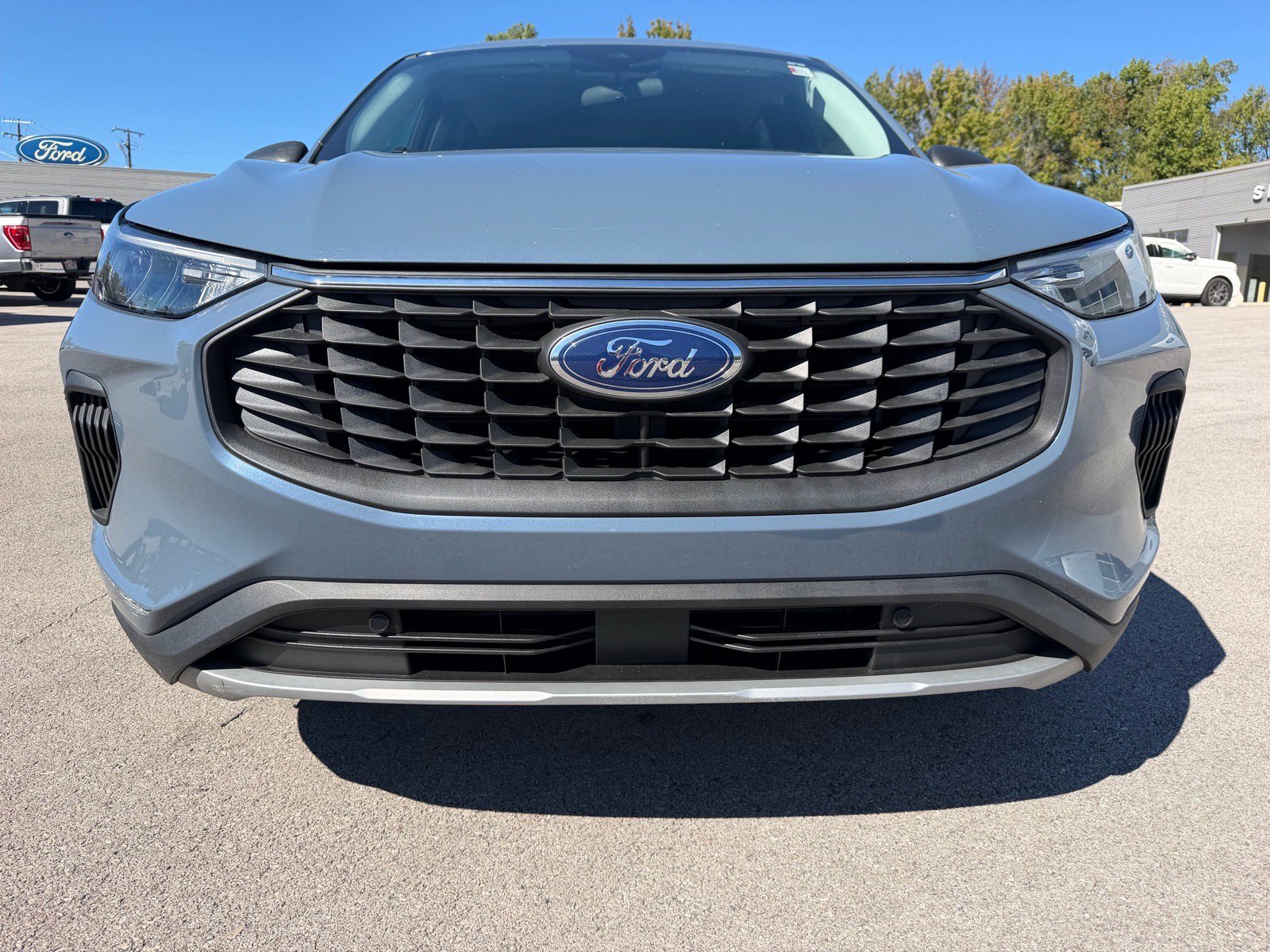 Used 2025 Ford Escape Active w/ Cold Weather Package FWD image 3