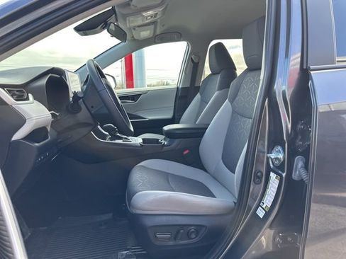 Used 2024 Toyota RAV4 XLE w/ Weather Package image 9