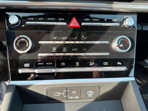 New 2026 Hyundai Santa Fe SE AWD/4WD image 15