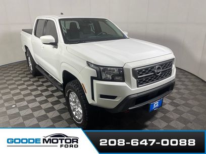 Used 2022 Nissan Frontier SV w/ Technology Package