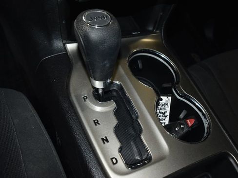 Used 2012 Jeep Grand Cherokee Laredo w/ Laredo E Group image 13