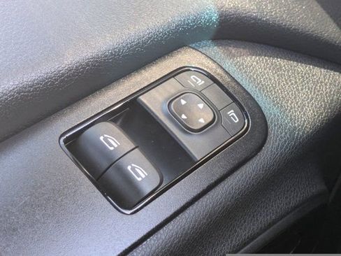 Used 2024 Mercedes-Benz Sprinter 2500 image 17