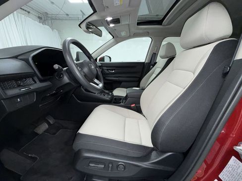 Used 2025 Honda CR-V EX image 12