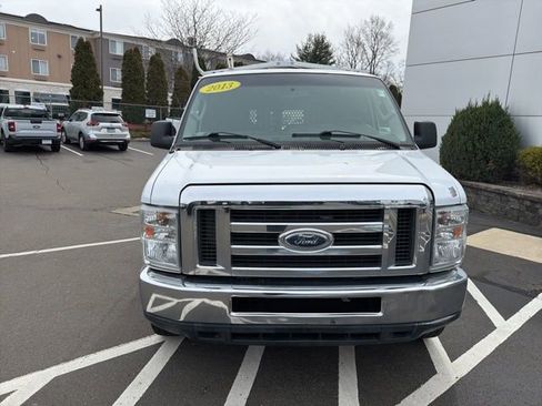 Used 2013 Ford E-250 and Econoline 250 w/ PWR Group image 2
