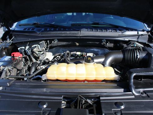 Used 2019 Ford F150 XLT w/ Equipment Group 302A Luxury image 21