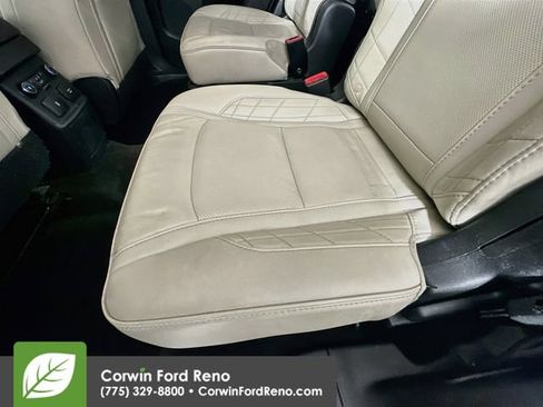 Used 2016 Ford Explorer Platinum AWD/4WD image 27