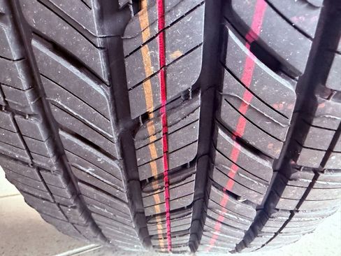 Certified 2023 Lexus RX 350 Premium w/ Accessory Package image 17