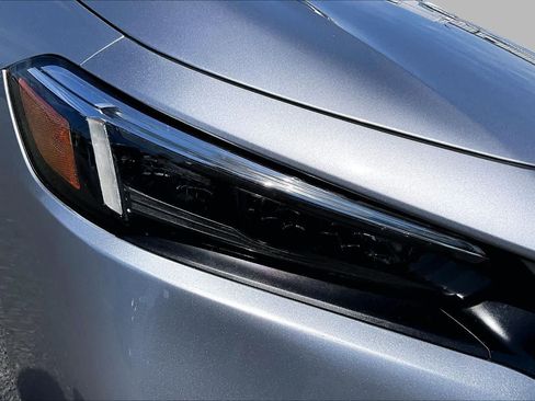 Used 2023 Honda Civic Sport image 28