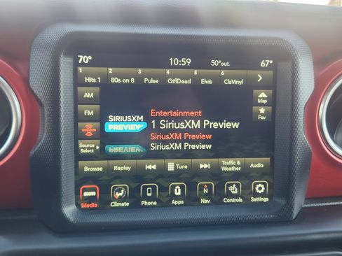 Used 2021 Jeep Wrangler Unlimited Rubicon image 24