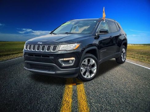 Used 2020 Jeep Compass Limited AWD/4WD image 26